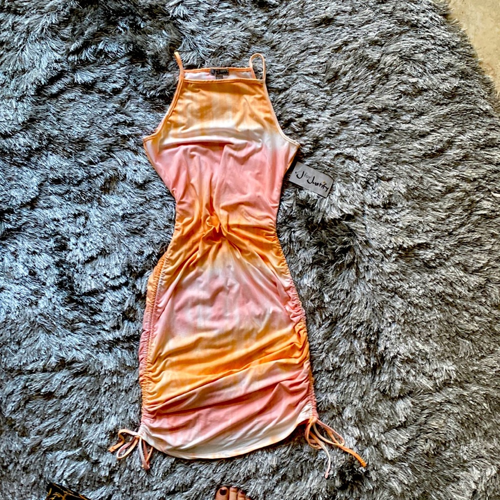 🧡✨Tie Dye Dress with Gathered String Ties for Summer!✨🧡Sz L but fits M✨